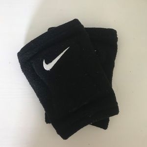 Black Nike Kneepads